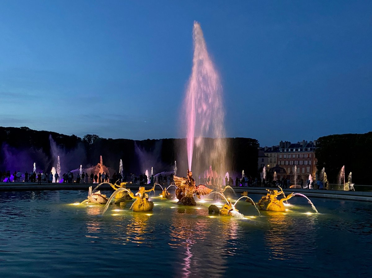 nighttime fountains at Versailles