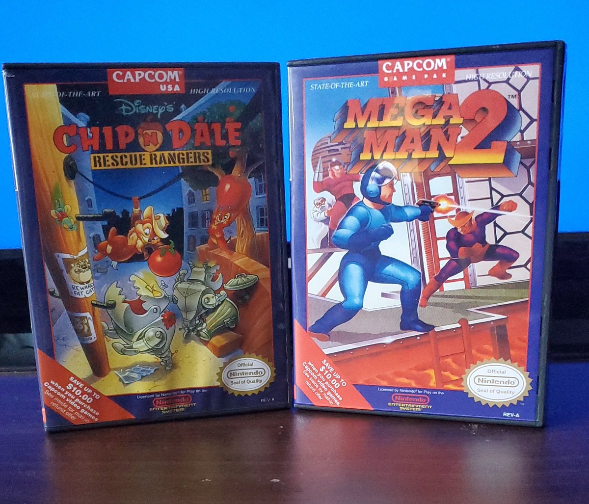 RetroSmd's tweet image. Someone traded in some NES gems! What was you favorite NES game?

@CustomGameCase, these cases are top notch!