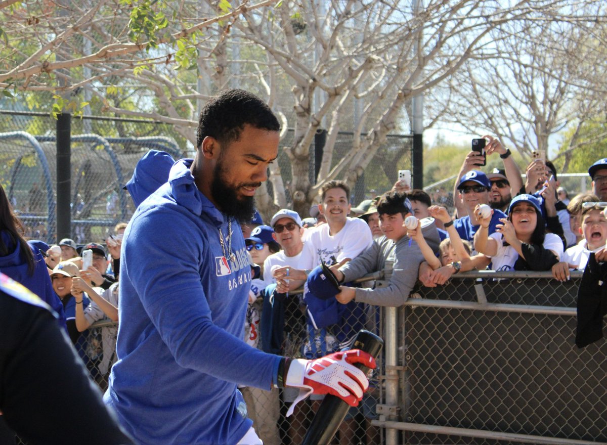 roblespan's tweet image. #DodgersST #CamelBackRanch #SpringTrainging #WSChamps #TeoscarHernandez
