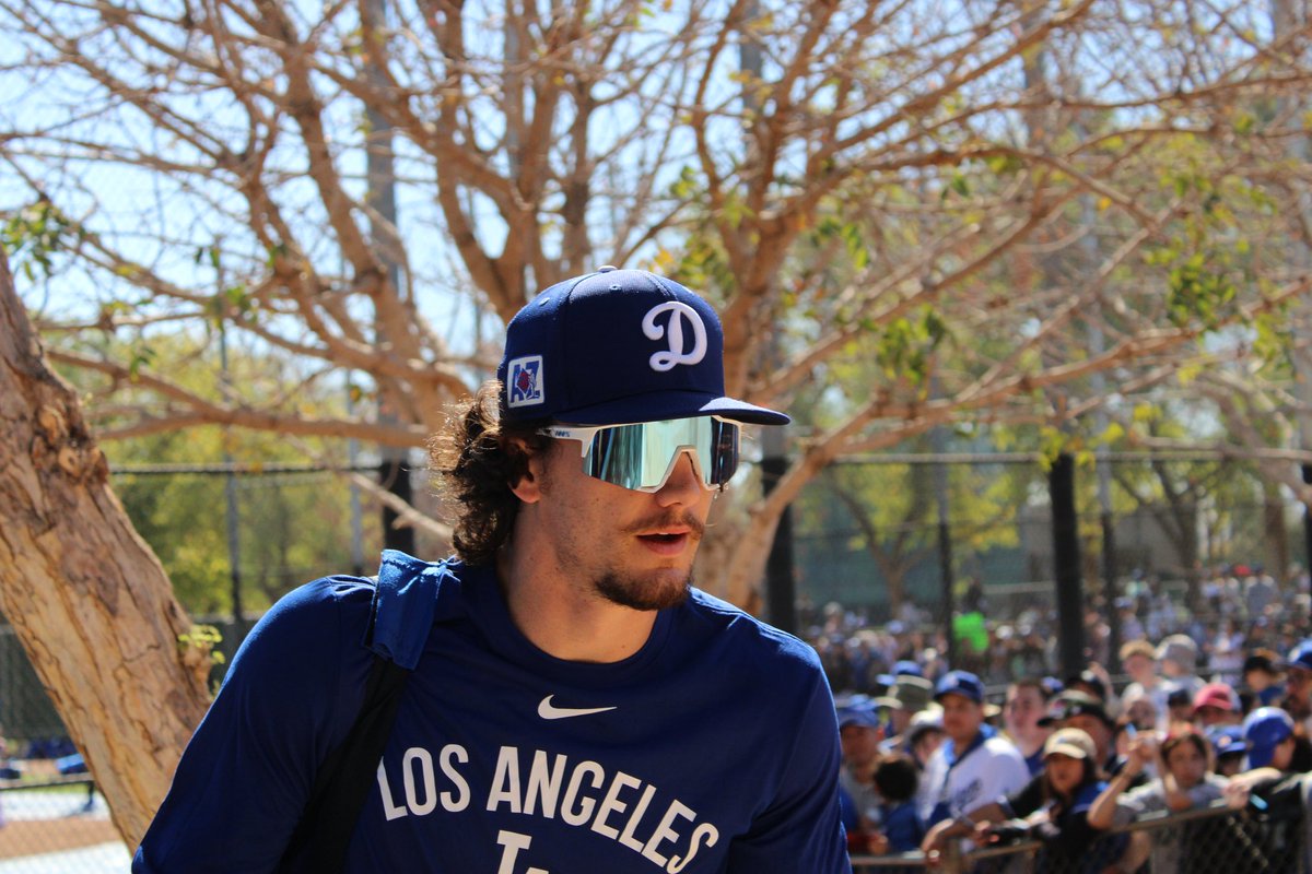 roblespan's tweet image. #DodgersST #CamelBackRanch #SpringTrainging #WSChamps #JamesOutman