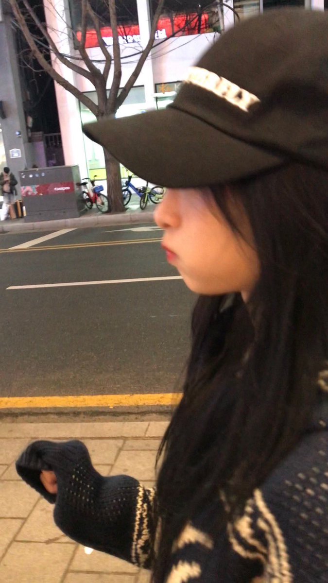 NEWSJAHYEON's tweet photo. #AHYEON new Weverse update #2🦋 https://t.co/uXA6ztXDfo