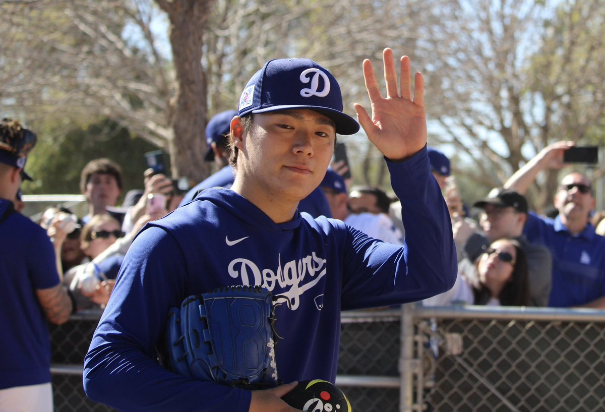 roblespan's tweet image. #DodgersST #CamelBackRanch #SpringTrainging #WSChamps