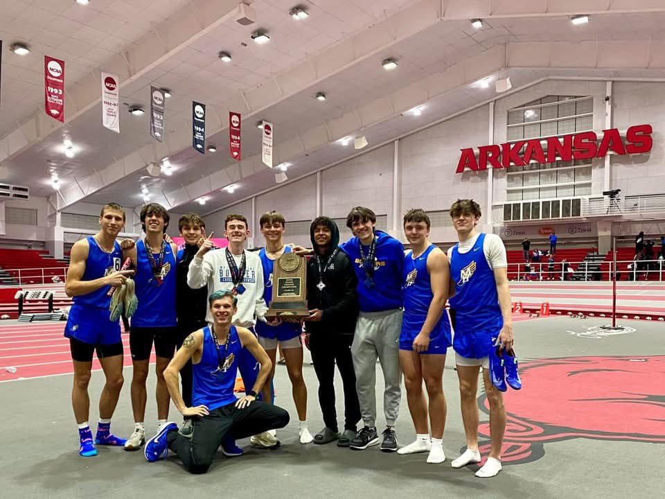 Congrats to the Mountain Home Bomber XC / Track team on their Indoor State Track and Field Championship!! <a href="/MHBombersAD/">Mitch Huskey</a> <a href="/BombersMh/">Mountain Home Public Schools</a>