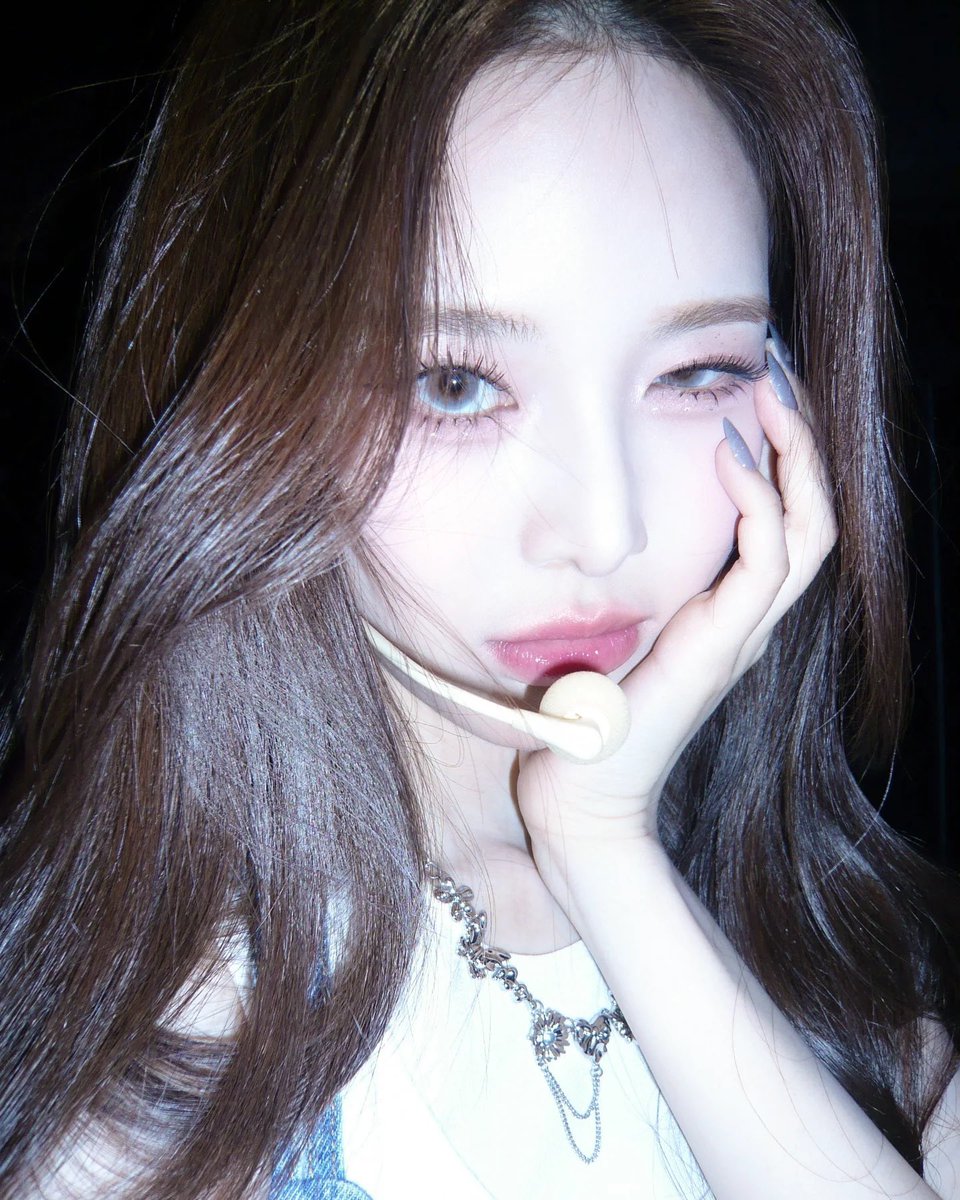 myjeemin_'s tweet photo. 여자의악마지민이셀카너무좋음 .. https://t.co/ZeokfYiLOQ