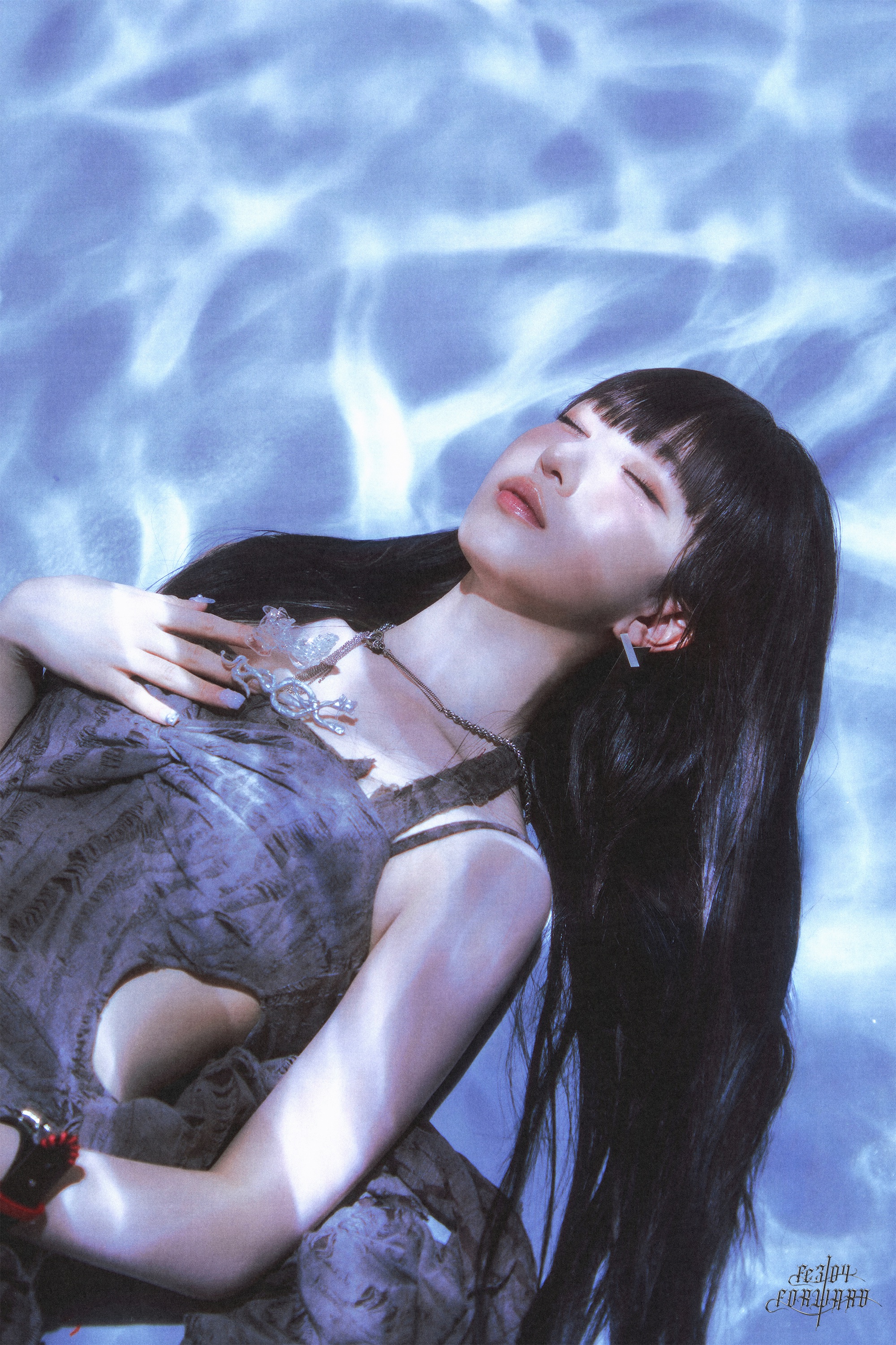 GkeuBj8bgAAMu7G?format=jpg&name=4096x4096