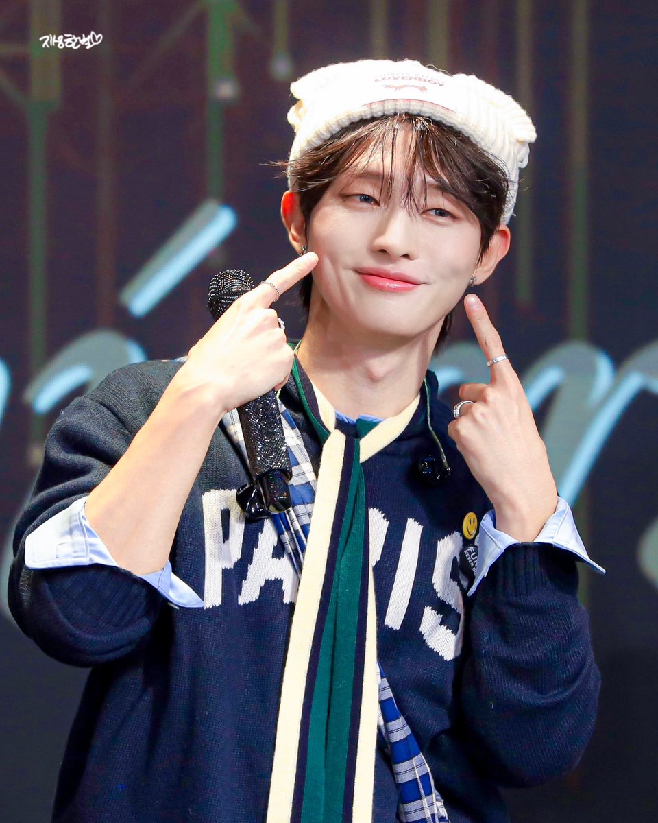 지성한별✨ tweet media