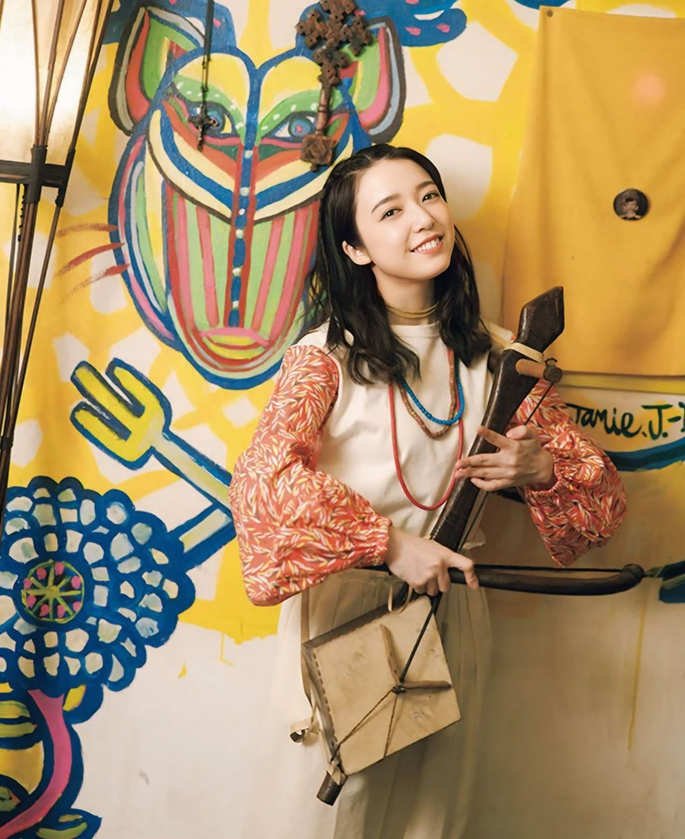 kt_mone_fan's tweet photo. 上白石萌音と世界をガブリ！BITE the World #21 
ETHIOPIA「はじめまして。」

エチオピア料理をガブリ🇪🇹
こりゃ匠の技です〜って美味しそうに食べる萌音ちゃん���見るとエチオピア料理にも興味がわくね😋
ゆるふわモグモグ萌音ちゃんかわいい🫶🏻️
#上白石萌音
#上白石萌音と世界をガブリ https://t.co/LqfkEygnUB
