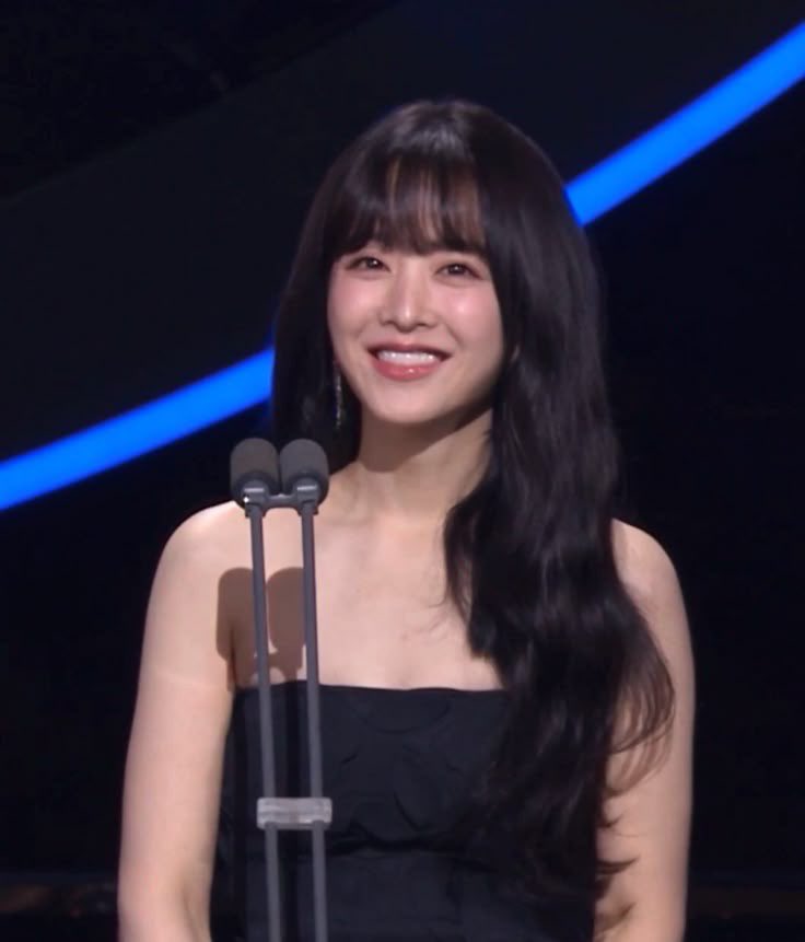 <a href="/SUB_LIGHTSHOP/">HYUNMIN & AYANG</a> “youngji mau minta maaf juga jika selama menjadi CT kalian masih banyak kurangnya dan mungkin perkataan youngji tidak sengaja menyakiti hati kalian juga. semoga kita bisa selalu mengobrol terus ya kedepannya? janji sama youngji ya?”