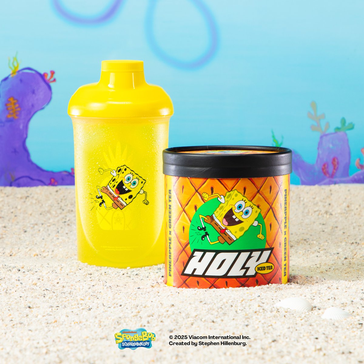 🍍 QUI VIT DANS UN ANANAS DANS LA MER ? 🍍

HOLY x Bob l'éponge : le thé glacé officiel de Bikini Bottom débarque ! 🌊 Succulent et doux comme un ananas, à base de thé vert &amp; plein d'antioxydants.

À partir de mardi 16h – édition strictement limitée ! 🚨 Alors, foncez ! 🔥
