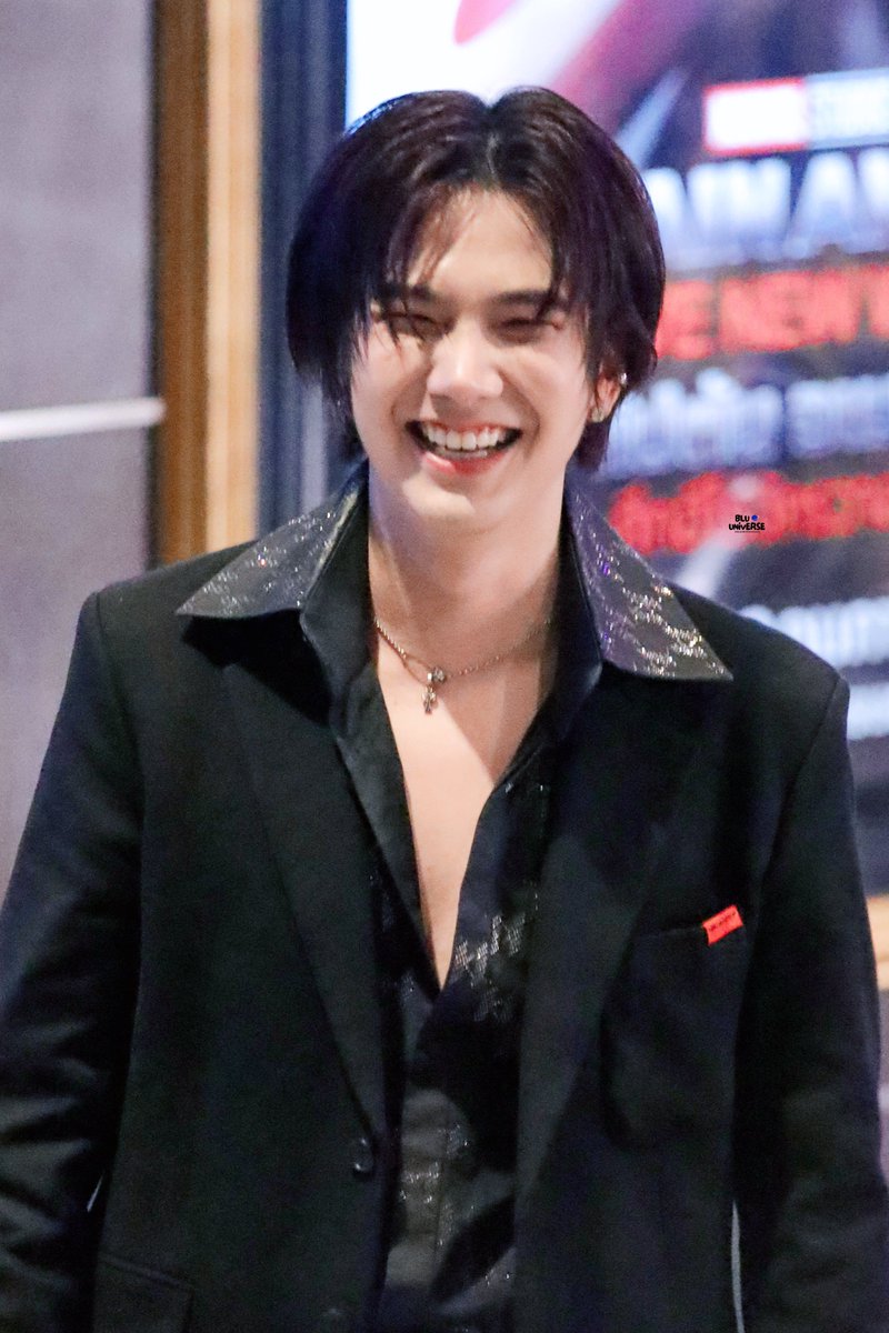 Love your smile 🥰

꒰ <a href="/JakeB4rever/">BIU.</a> #BuildJakapan ꒱ 
#Beyourluve 

#bluuniversepic