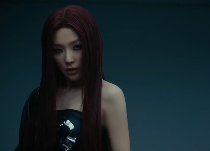 seulgi pics tweet media