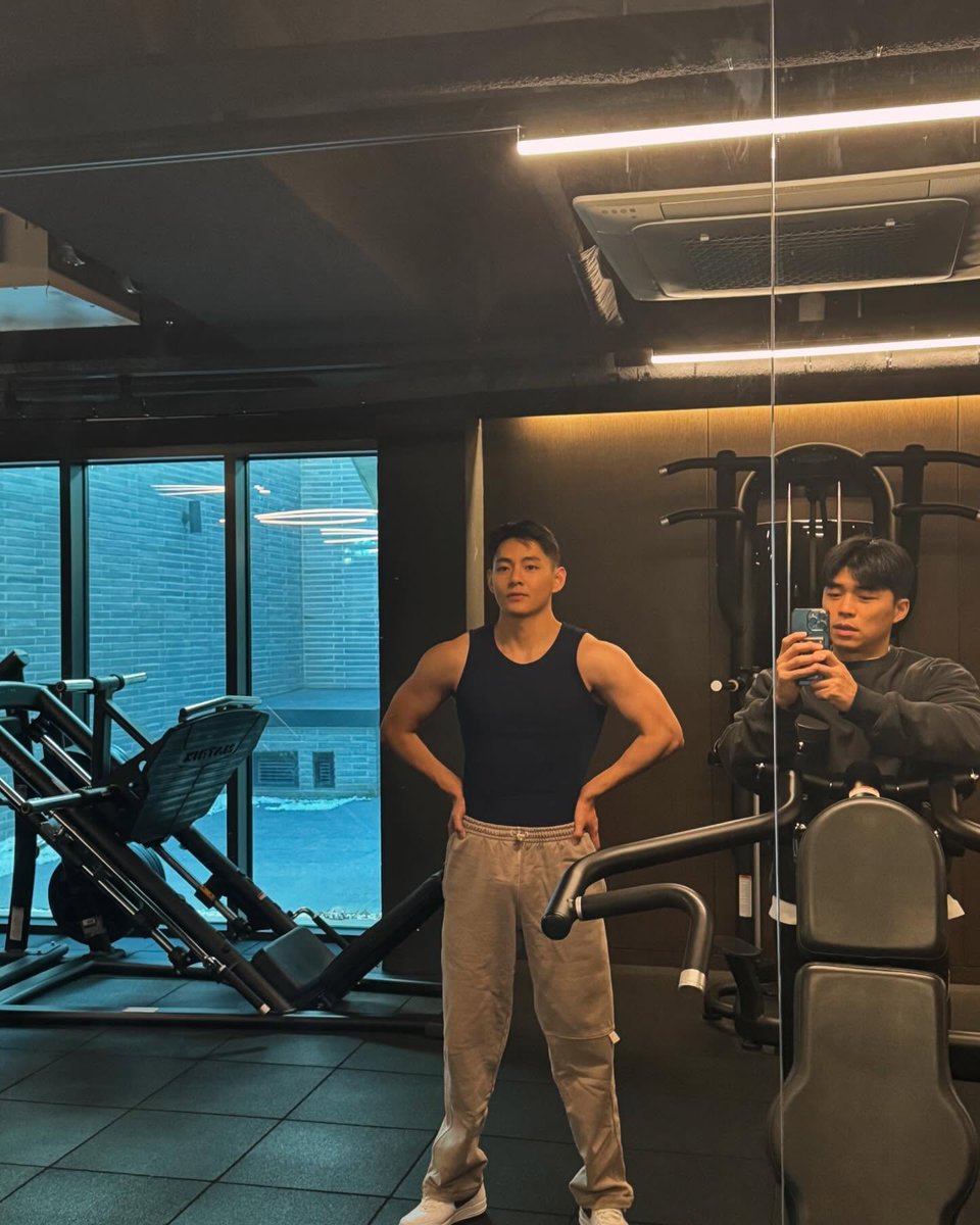 kimteahyoeng's tweet photo. https://t.co/Hg4eC5TL7c