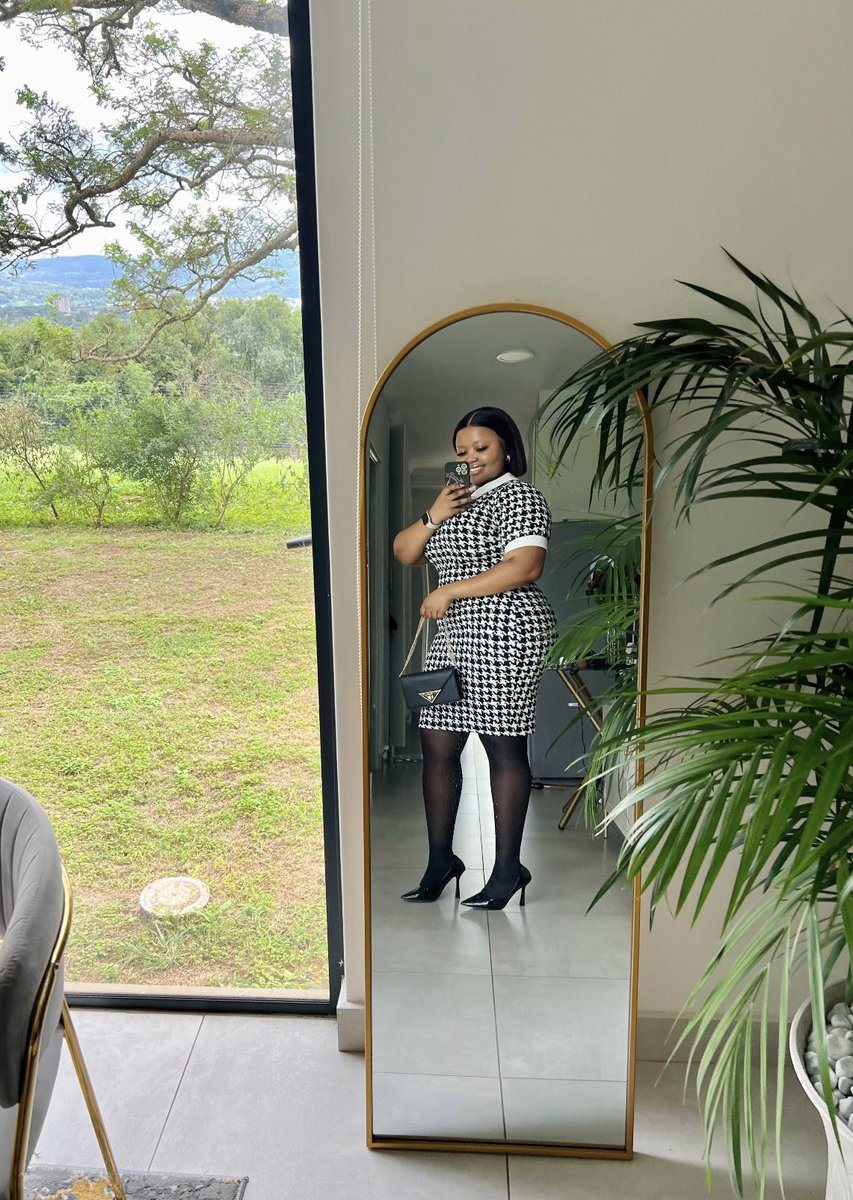 lollygitywa_'s tweet image. Saturday VS Sunday 😍