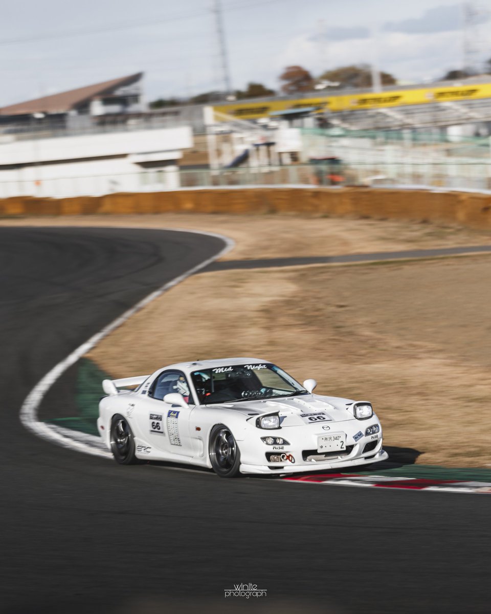 銀さん専用ページ シリコンカバー付ポータブルケース CSSシリーズ | 製品情報