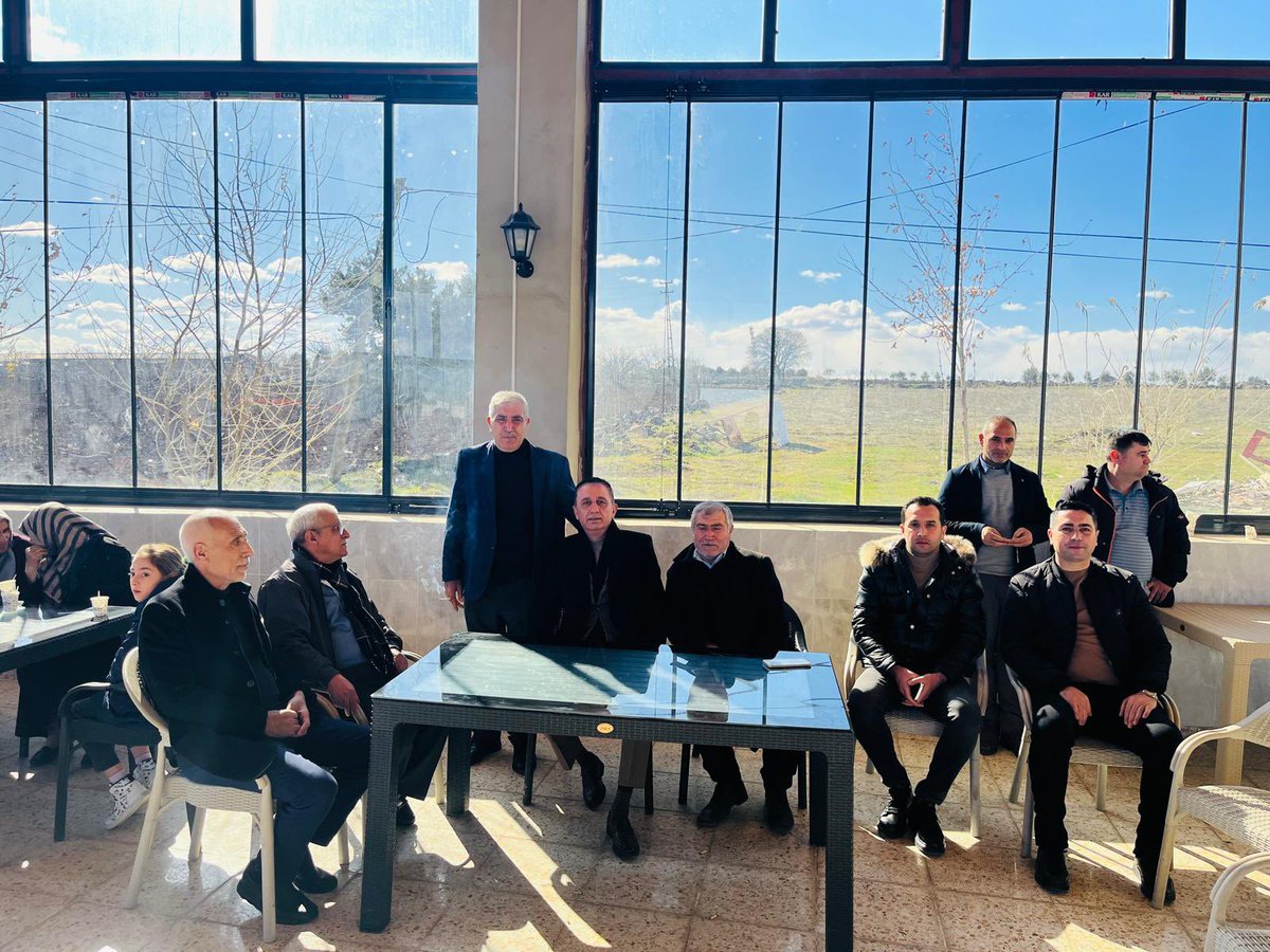 Sarıbuğday Mahallemizin Değerli Ailelerinden Özdemir Ailesinden  Dede Özdemir’in Kıymetli oğlunun Nişan törenine katılarak genç çiftimizin Nişan yüzüklerini kestik.

Allah’tan tamamına erdirmesini diliyorum.
Allah hayırlı uğurlu eylesin.
