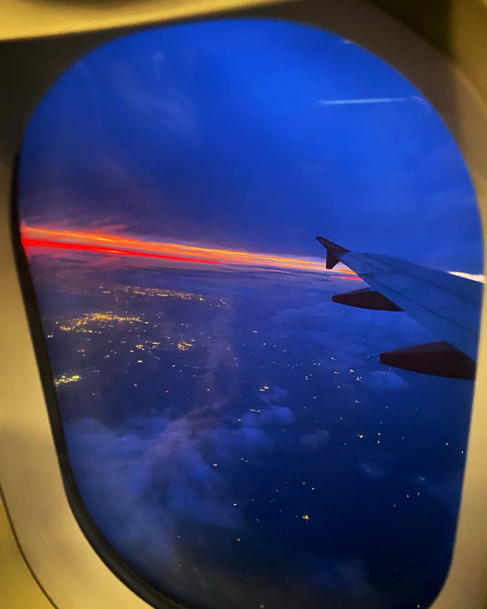 Hannah ✈️ tweet media