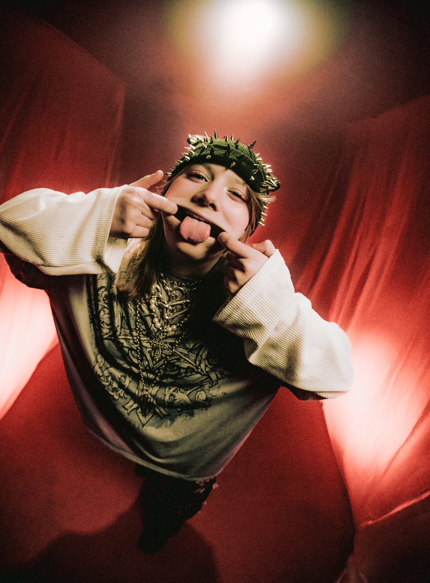 Harper (@thatyellaharper) on Twitter photo Thank you all for the kind words about ‘Thorn In My Side’ Incase you didn’t see my new single is out now! 🔗
📷: <a href="/murrydeaves/">Murry Deaves</a>
Styling: @laurengelsei Thank you all for the kind words about ‘Thorn In My Side’ Incase you didn’t see my new single is out now! 🔗
📷: <a href="/murrydeaves/">Murry Deaves</a>
Styling: @laurengelsei