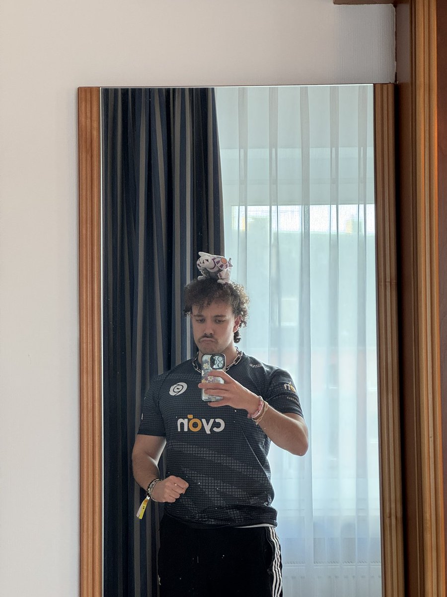 SOS | Karpador64 π (@karpador64) on Twitter photo 33rd / 324 in singles and 13th in doubles at Gamescom Lan.
Incredibly fun weekendπ₯
Having faith in your character is super broken lmaoπ¨βπ³
Special shoutouts to <a href="/Supahsemmie/">eLS | Supahsemmie</a>
Homie, you are such a fucking inspiration! 33rd / 324 in singles and 13th in doubles at Gamescom Lan.
Incredibly fun weekendπ₯
Having faith in your character is super broken lmaoπ¨βπ³
Special shoutouts to <a href="/Supahsemmie/">eLS | Supahsemmie</a>
Homie, you are such a fucking inspiration!