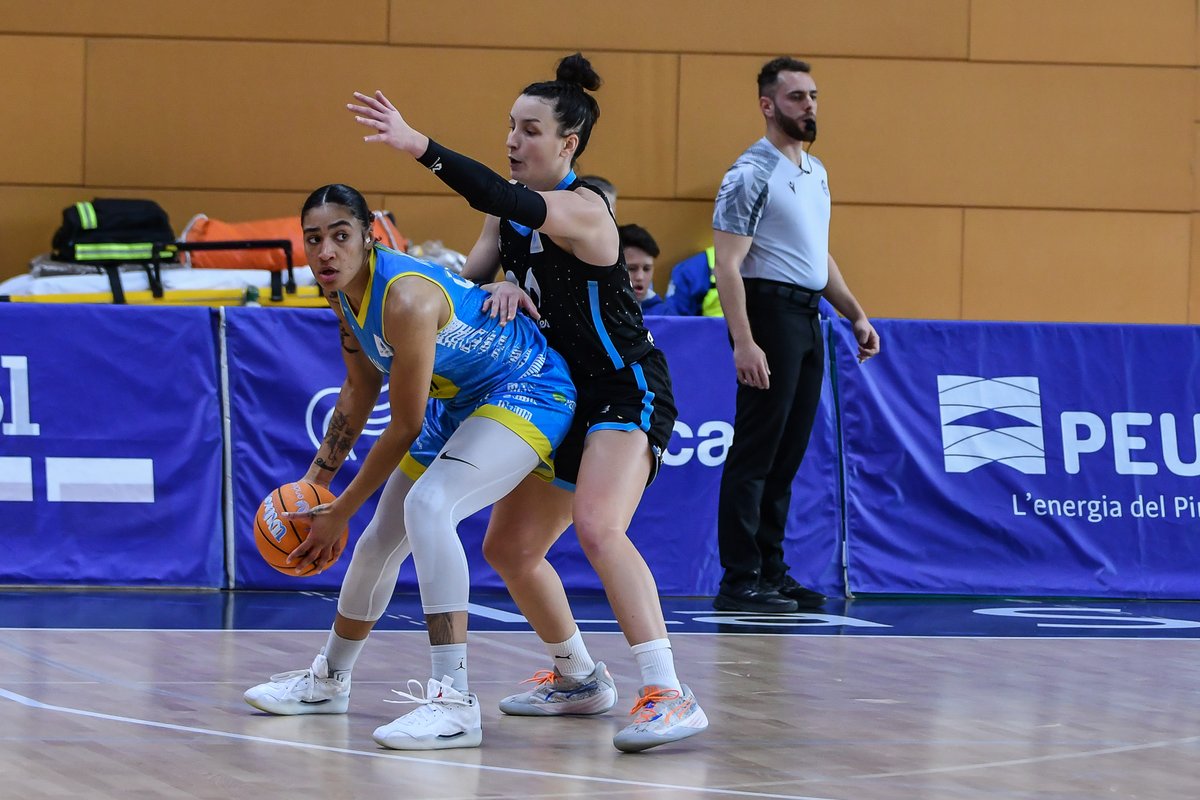 Galería de Fotos:#LFEndesa Jornada 22
Cadí La Seu - Movistar Estudiantes 
<a href="/sedisbasquet/">AE Sedis Bàsquet</a> <a href="/MovistarEstu/">Movistar Estudiantes</a> 

Fotos👉flic.kr/s/aHBqjC3qFv