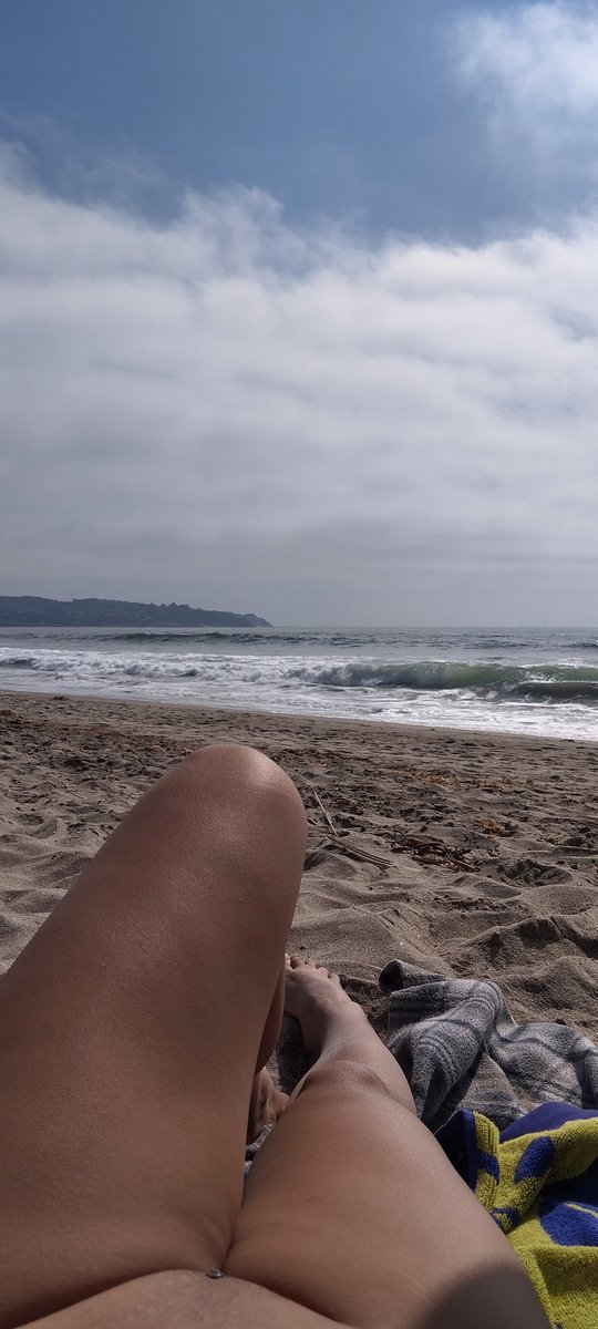 Issiejavier's tweet photo. Hermosa Playa Luna.... Y aún sin tercerito que proponga algo😈 https://t.co/tHXxWyJxgW