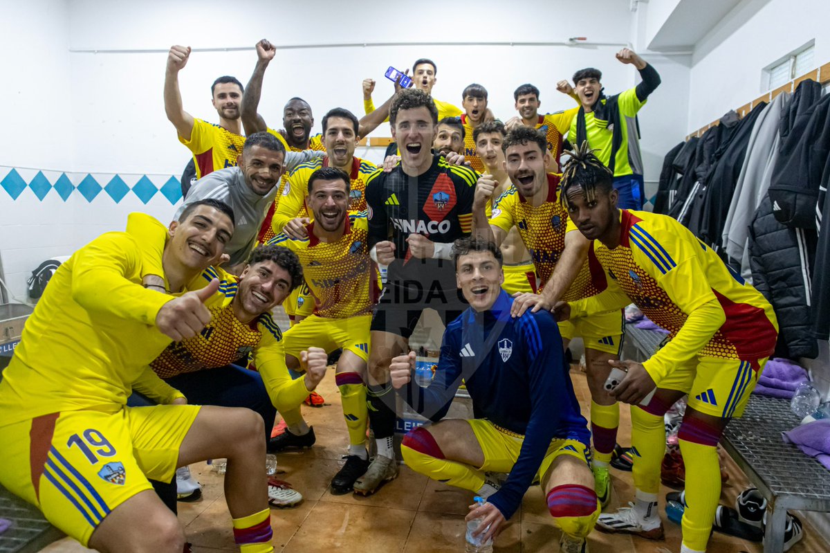 𝑨𝒎𝒖𝒏𝒕, 𝒂𝒎𝒖𝒏𝒕, 𝒂𝒎𝒖𝒏𝒕 𝑳𝒍𝒆𝒊𝒅𝒂𝒂𝒂𝒂𝒂𝒂𝒂𝒂𝒂!!!! 💙👏🏼

📸 <a href="/Jordieche_Foto/">Jordi Eche</a>