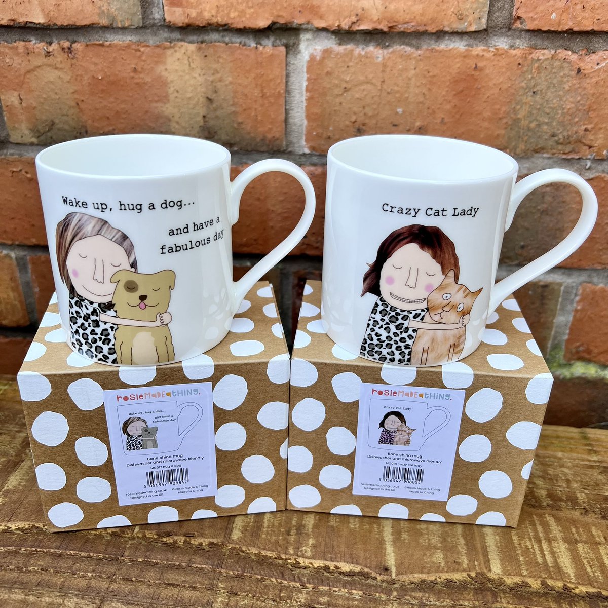 candleshopmitch's tweet photo. Hi #BrumHour, new from #SpringFair25, a fun range of cards and bone china mugs from @RosieMadeAThing. Great gifts for both male and female 👍🏻👍🏻. @bigtalluk @AAAbbottStories @SevernOffice @DDCrochetDesign @DavidWMassey @mandyrose1 @WardProWords @REDSJEWELS1 @bitsyboutiqueuk https://t.co/FZC9J5E3B7