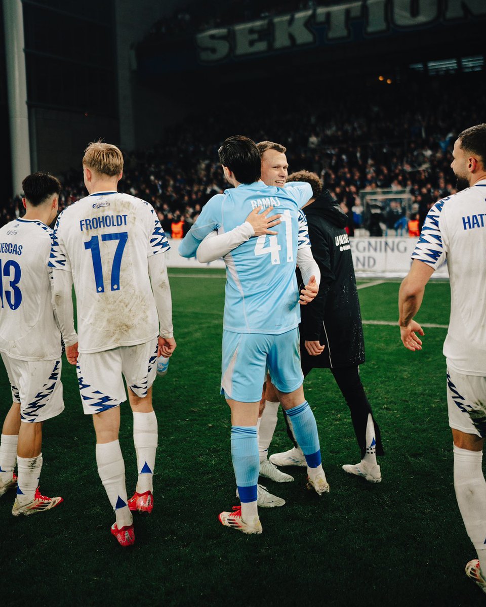 Conf_League's tweet image. What a season so far for Copenhagen 🔥

✅ Top of Danish Superliga
✅ Unbeaten in their last 12 home games in the league
✅ Through to last 16 of the Conference League

📸: @FCKobenhavn | #UECL