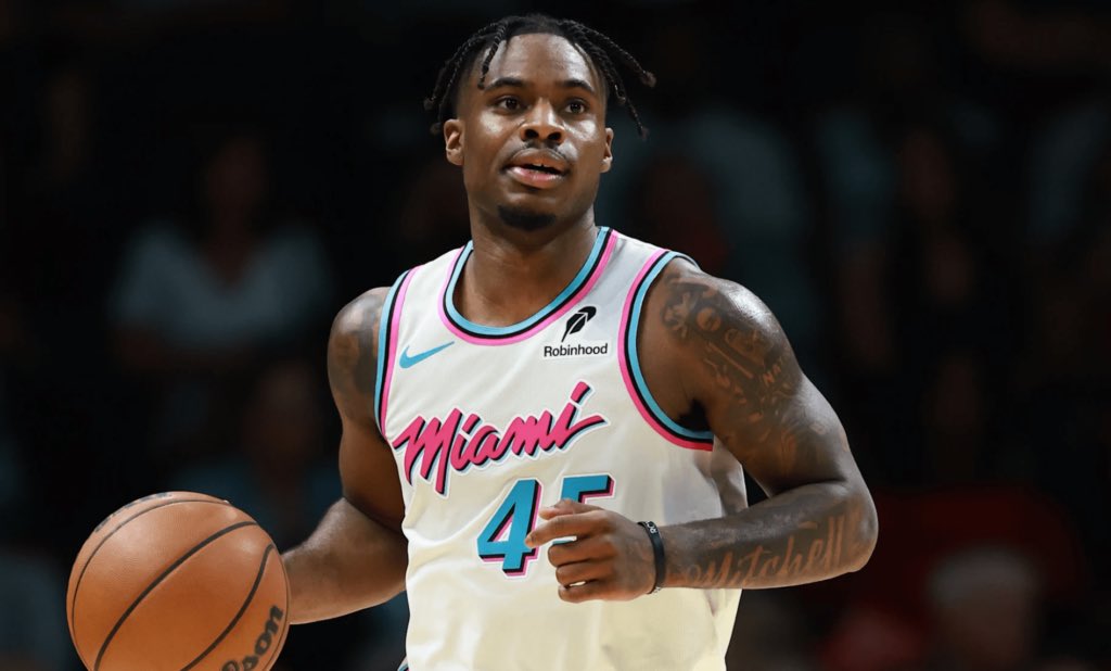 If you are a fan of basketball tap into my new video on YouTube as I break down Miami Heat G Davion Mitchell on his defensive ability. He is a special talent that is slept on. 

youtu.be/tijq4pOSWSs?si…