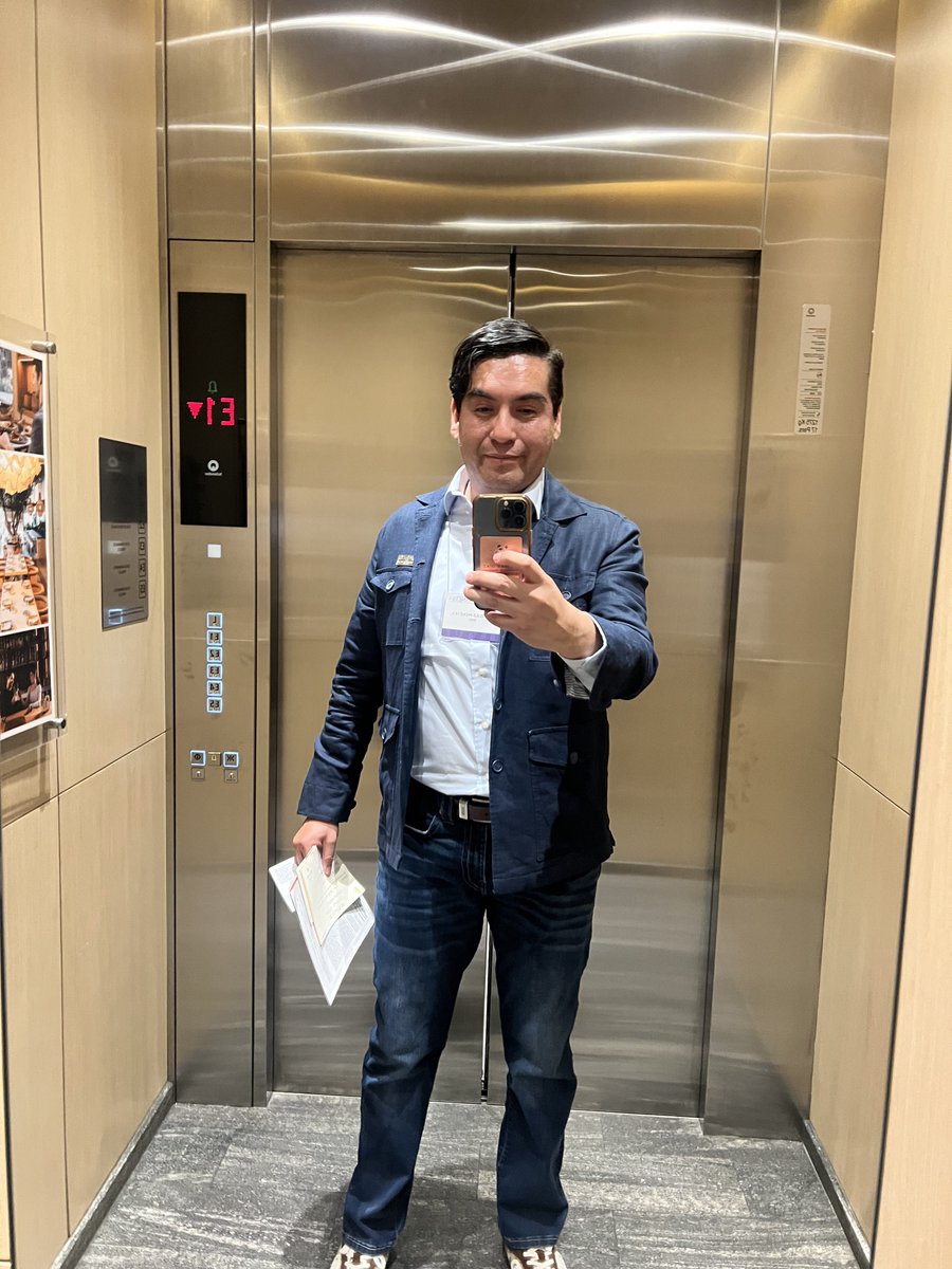 IvanDiazMeneses's tweet image. Are You NucMed physician of the team independent Clinical Practice!?😎
or
Are you NucMed physician of the team employed Investigation? 🤓

Me?… of course… CLINICAL PRACTICE🤩
#nuclearmedicine #molecularimaging #radionuclidetherapy #theranostics