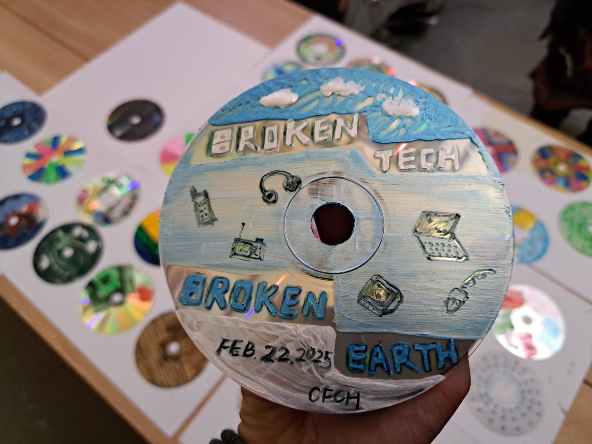computermuseum's tweet image. This half term has been one of our busiest yet, with workshops, tours, and plenty of people having fun with our exhibits. It was also the launch of our Broken Tech, Broken Earth project, some very creative work coming from the art table :)
#ComputerHistory #STEM #Environment