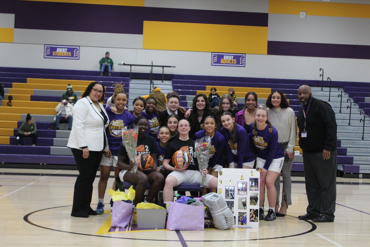 Senior night💛💜