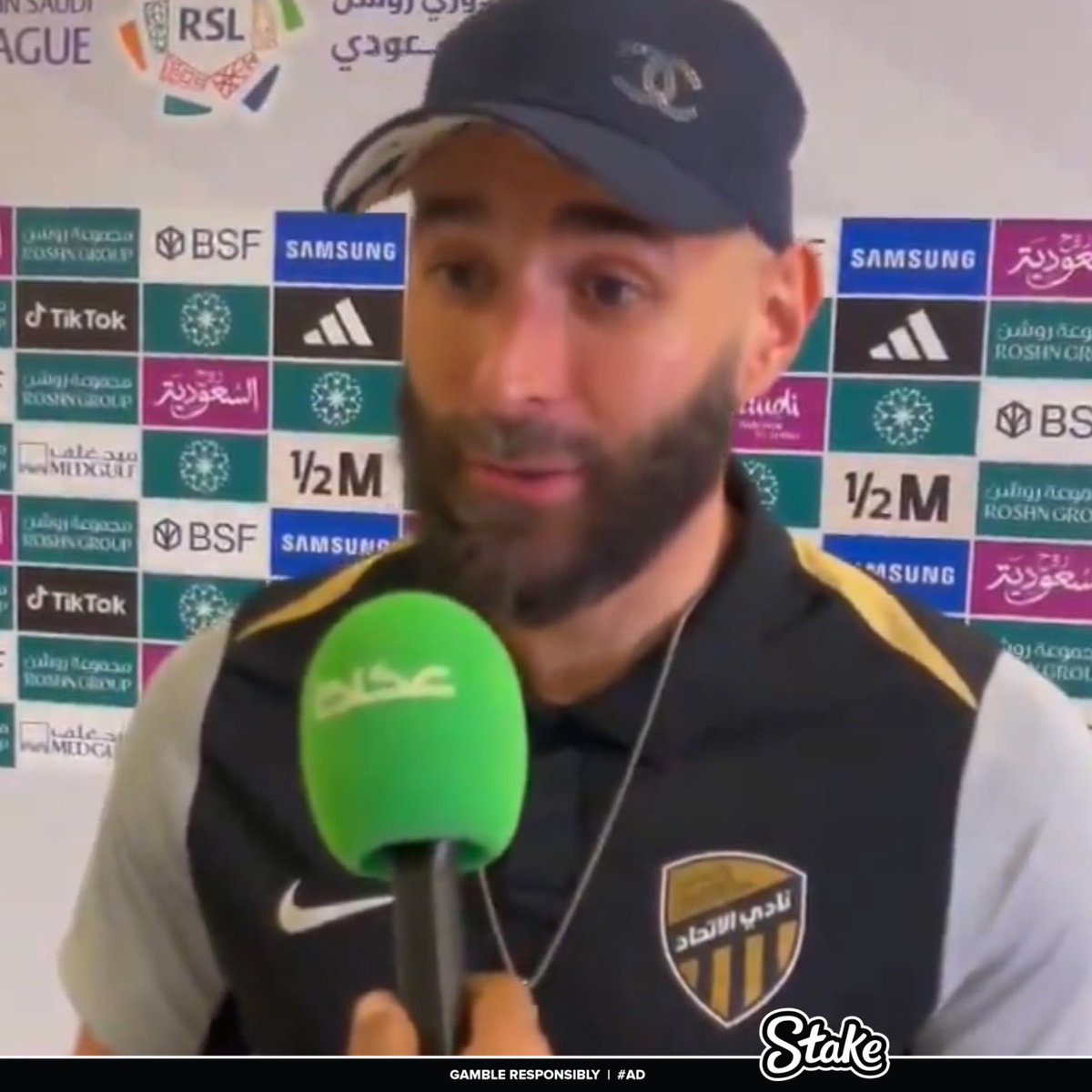 CR7Brasil's tweet photo. “Cristiano Ronaldo disse ser o melhor da história? Ele pode ter a opinião dele mas eu não concordo, pra mim o melhor da história é o Ronaldo Fenômeno”

🎙️| Karim Benzema https://t.co/cCZM7o4eCN