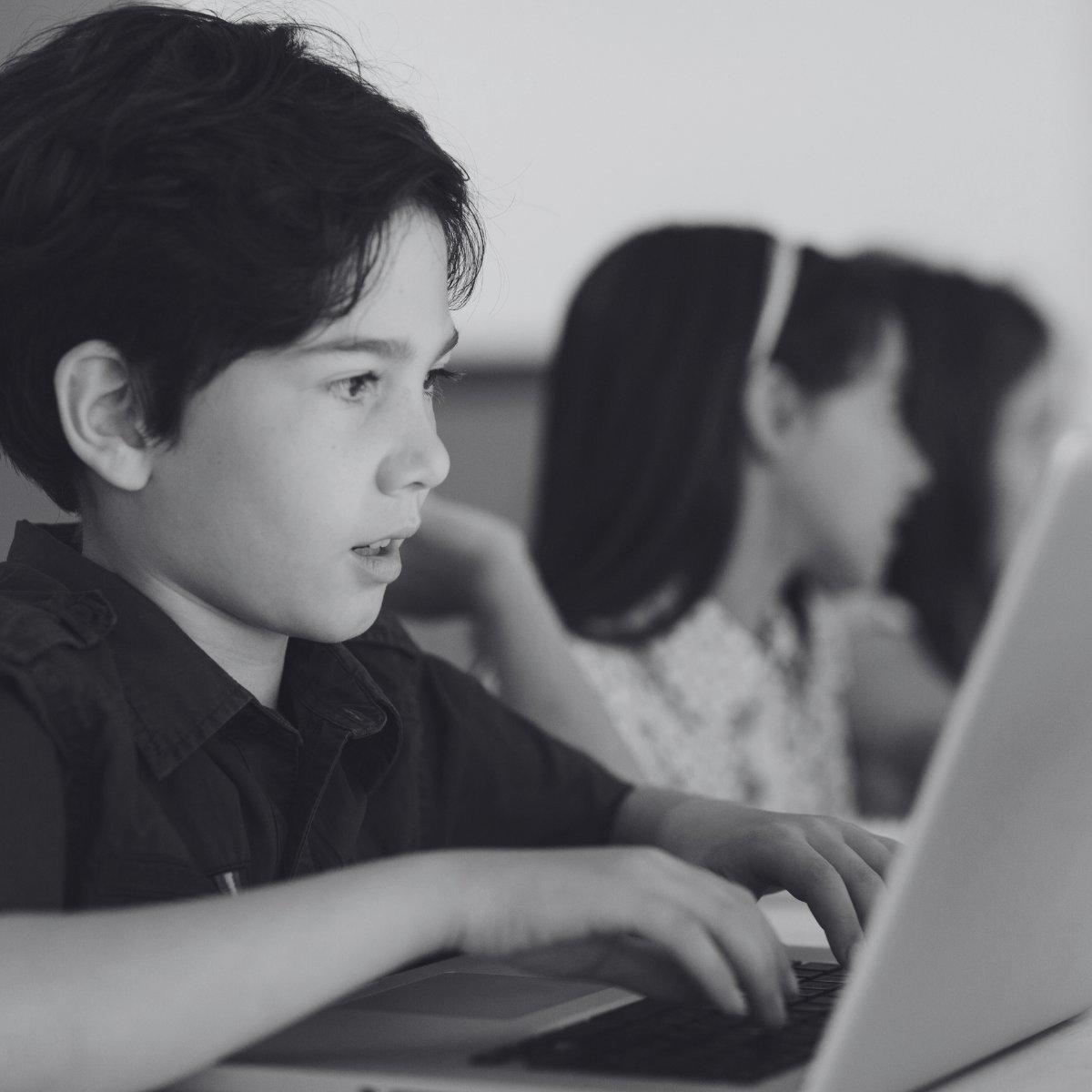 DocConner13's tweet image. Paula Reed on VFE: "It is an illusion to believe that for-profit companies are bad and nonprofit organizations are good. The focus should be on helping kids.” Paula emphasizes education is about helping kids thrive. Listen now bit.ly/41rbGBT #FutureOfEducation