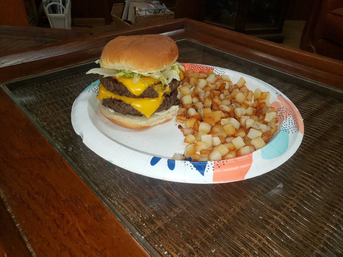 When #eggs are becoming more expensive than a car note, I decided to have a #DoubleCheeseburger instead for brunch...  er, lunch. #savingmoney tumblr.com/kensfoodfind/7…