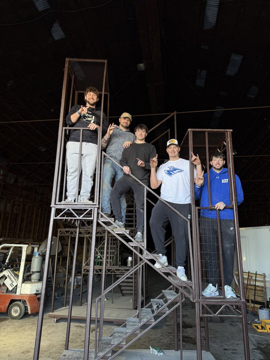 Ryan Held (@coachrheld) on Twitter photo Helping Crane River Theatre on a Sunday! Appreciate our guys and all the help we give to the great Kearney Community! <a href="/UNK_Football/">UNK Football</a> 🤘🤘 Helping Crane River Theatre on a Sunday! Appreciate our guys and all the help we give to the great Kearney Community! <a href="/UNK_Football/">UNK Football</a> 🤘🤘