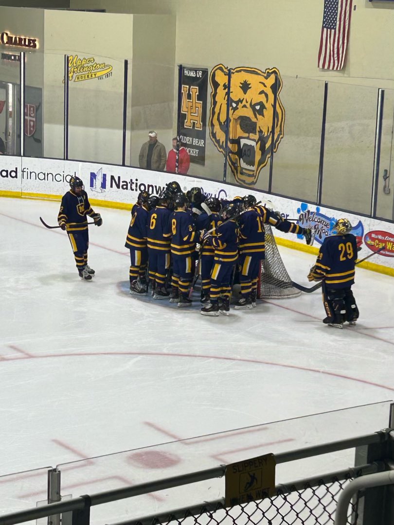 Moeller falls to New Albany at yesterday’s OHSAA Regional Quarterfinal. Congrats to Coach Holum and the Crusaders on a spectacular season.

THANK YOU SENIORS!!! 👏🤝