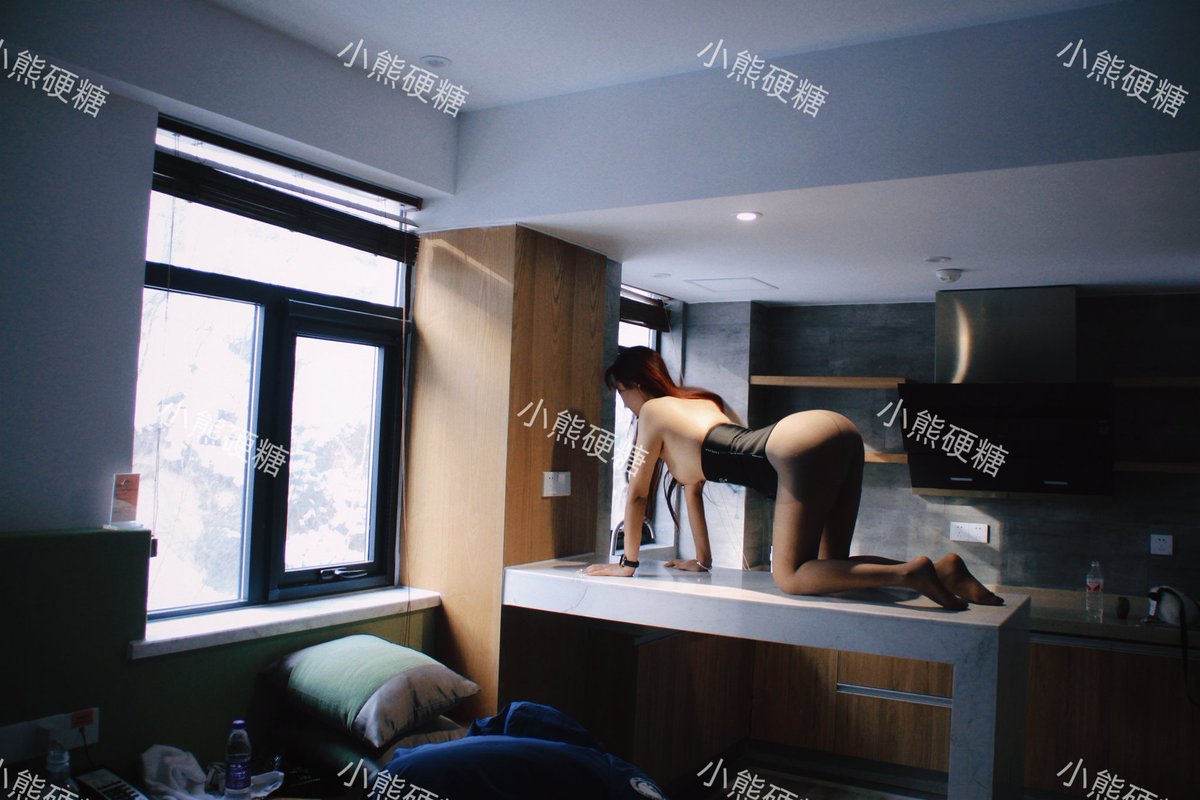 骚狗牌垃圾桶上线啦
#母狗 #骚逼 #烟灰缸