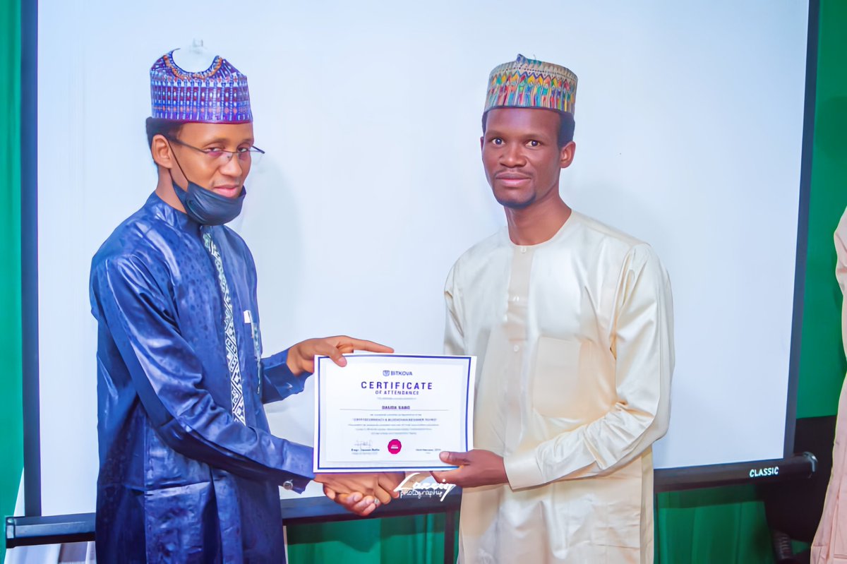 DSMayaki's tweet photo. Thank you, Allah, for your support and blessings that made this graduation possible. I am truly grateful.🙏 
We extend our thanks to our teacher, @harunausman0000 and the founder of @BitkovaHub  we were taught not just the lessons from the cryptocurrency but the lessons of life https://t.co/eeU2hfsg0s
