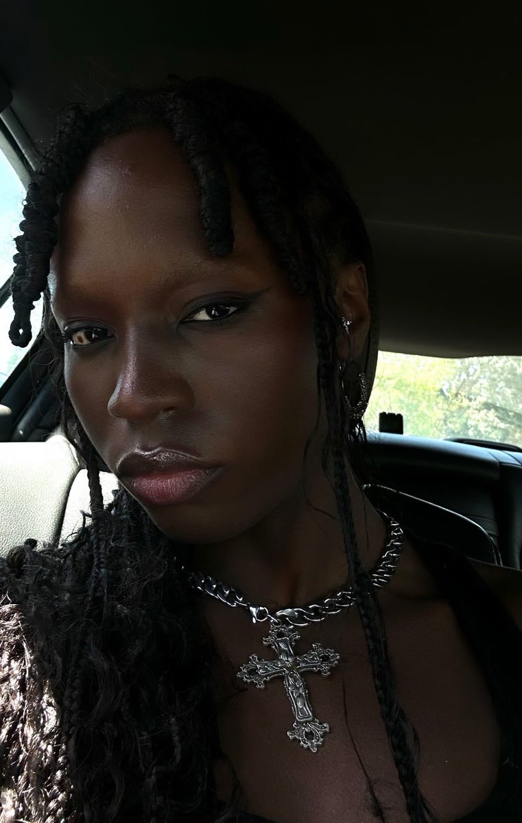 tyrannyblck's tweet photo. sexy Black mf <3 https://t.co/9voJiR1ojb
