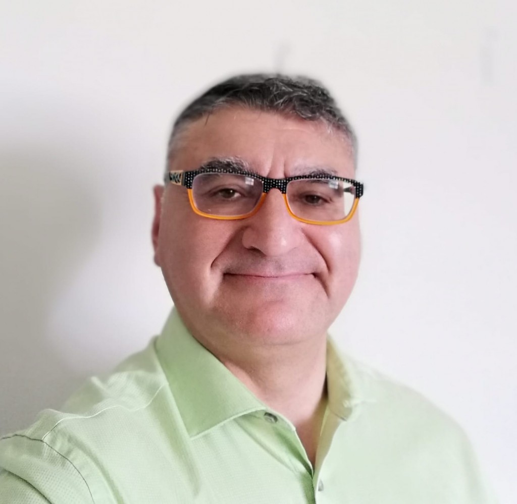 Por primera vez, la Universidad de Magallanes es parte del Consejo Consultivo de #SciELOChile, gracias a la elección del Dr. Américo Montiel, académico del Instituto de la Patagonia, como consejero de Ciencias Biológicas para el período 2025-2027. tinyurl.com/ym3j493t