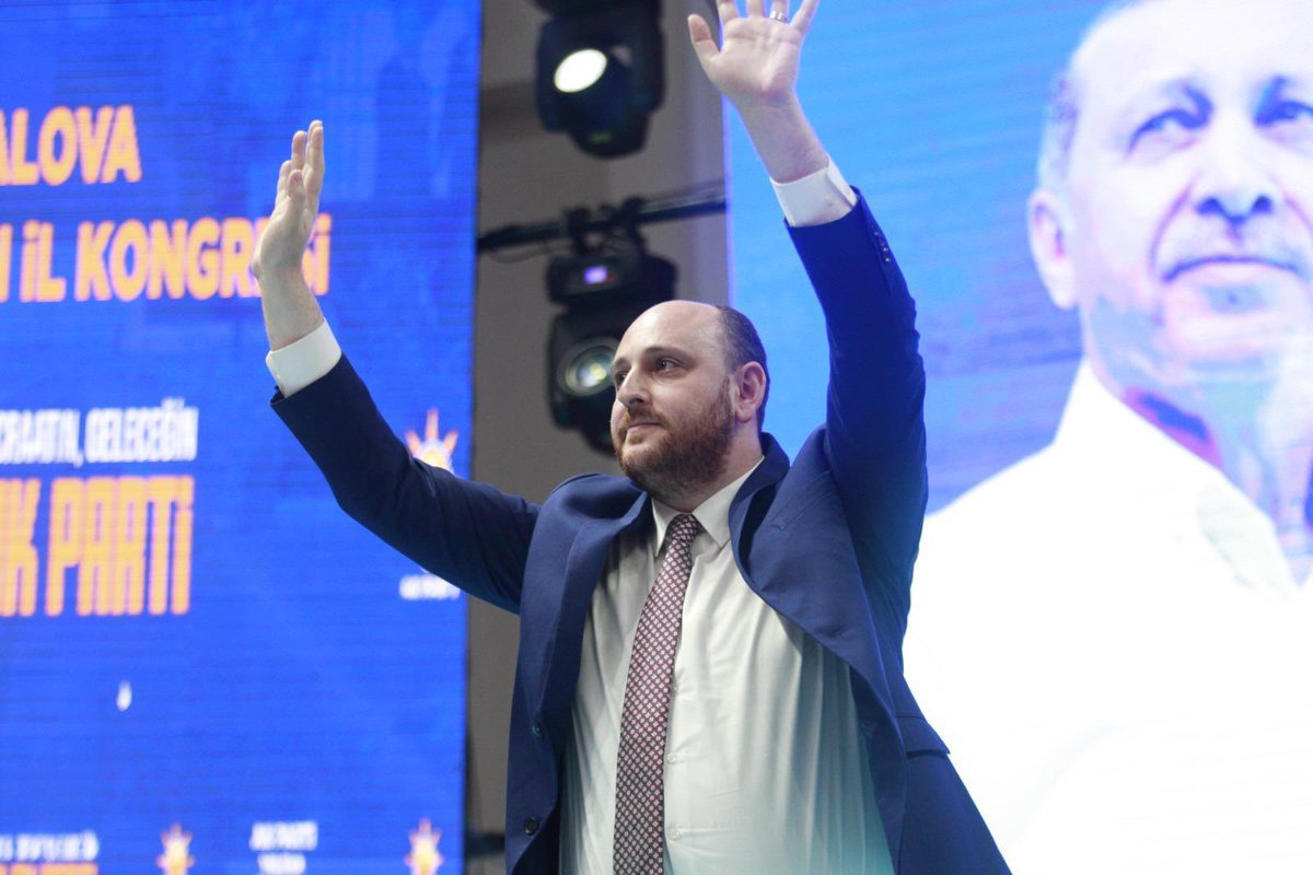 HalukBeyoglu's tweet photo. Gençlik Kolları Genel Başkanlığı  döneminde Aziziye İlçe başkanlığı görevini yürüttüğüm kıymetli başkanım Ahmet BÜYÜKGÜMÜŞ Cumhurbaşkanımız Sayın Recep Tayyip Erdoğan’ın tensipleriyle Teşkilat başkanlığına getirilmiştir. Tebrik ediyor , yeni görevinde üstün başarılar diliyorum. https://t.co/39IwLQH5Wm