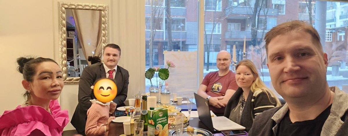 AvoinP's tweet image. Kävimme tänään Vapauden Liiton kanssa neuvottelut Helsingin valtuustovaaleista.  @VapaudenLiitto @AvoinP - Kuntavaalit 2025. Kiitos @StrandvikS