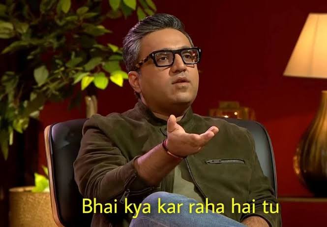 Everyone watching Pandya batting: