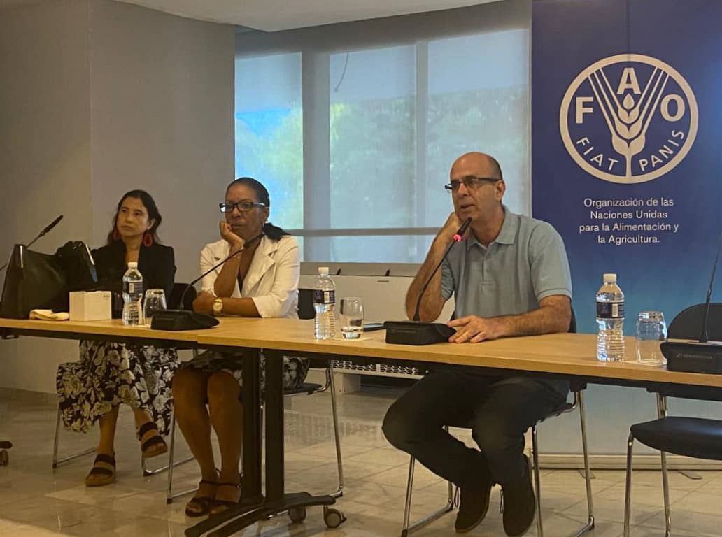 GranosInstituto's tweet photo. 🌱Celebramos el Taller de Cierre del Proyecto AFOLU en #Cuba, donde se presentaron logros y resultados en el marco del Acuerdo de París. Asistieron representantes de @FAO,@MinagCuba y @citmacuba, abordando temas clave para la transparencia climática. #AFOLU #Cuba 🌍🌿 https://t.co/eYhG4lnICz