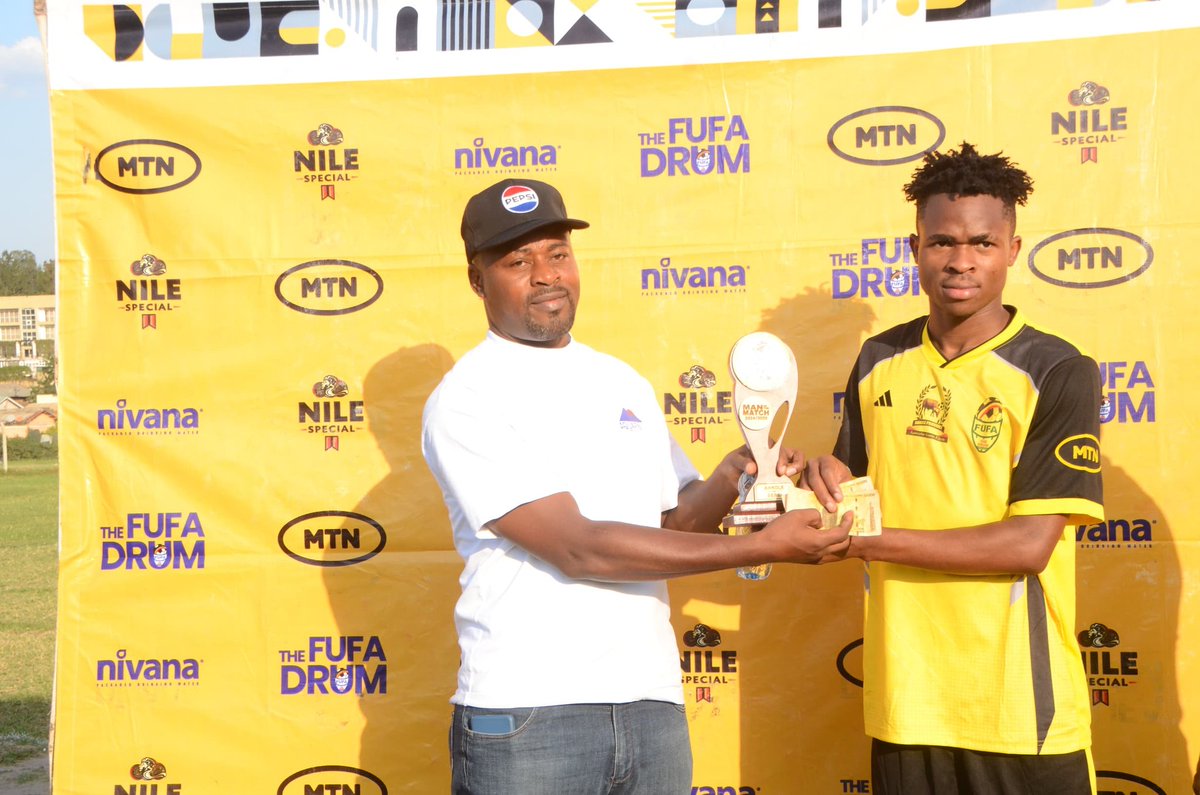 JuliusMwesigye3's tweet photo. Awarding man of the match at Kakyeka stadium during Fufa Drum where Ankole won 5-1 Sebei. https://t.co/o63IMAovd4
