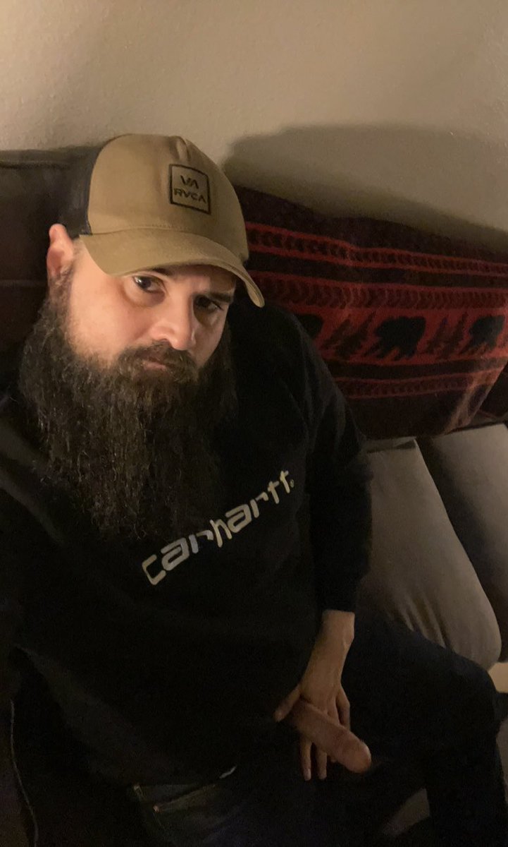 Thatbearded1's tweet photo. RT if you would sit on my boner before work and SHOW ME YOUR COCKS BELOW!!! 😈😈😈 https://t.co/muUAGJzi5Z