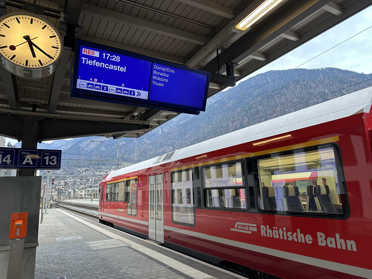 Reto Crameri (@cramerireto) on Twitter photo RegioExpress Chur-Tiefencastel - endlich eine Aufwertung für unsere Region!
<a href="/rhaetischebahn/">Rhätische Bahn</a> @kanton_gr RegioExpress Chur-Tiefencastel - endlich eine Aufwertung für unsere Region!
<a href="/rhaetischebahn/">Rhätische Bahn</a> @kanton_gr
