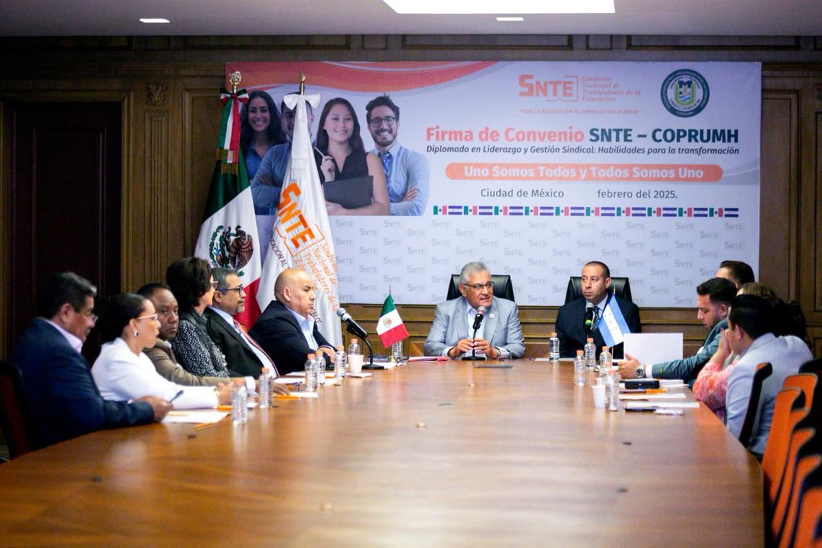 El #SNTE, liderado por el Mtro. Alfonso Cepeda, firmó un convenio con el Colegio Profesional Unión Magisterial de Honduras <a href="/coprumh/">COPRUMH</a> para fortalecer la formación sindical y mejorar la gestión en la defensa de los derechos de los trabajadores de la educación
bit.ly/3XgASbT