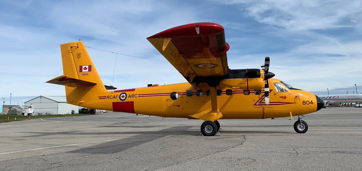 DavidartHills's tweet photo. It’s 🇨🇦 National Aviation Day. Here’s six Canadian built RCAF airplanes. The DHC-6 Twin Otter, DHC-1B Chipmunk, Fleet 60K Fort, and of course the Canadair Tutor flown by the CF Snowbirds! 
#avgeek https://t.co/dXm3LFd4aI