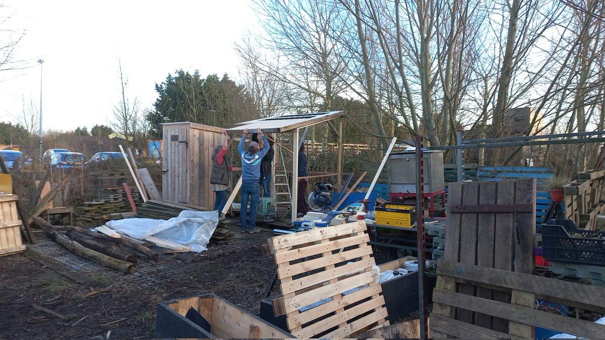 Nieuw Rustpunt, in aanbouw op #Tuinindestad #Westpark #Groningen, straks op rustpunt.nu/mobile/rustpun…